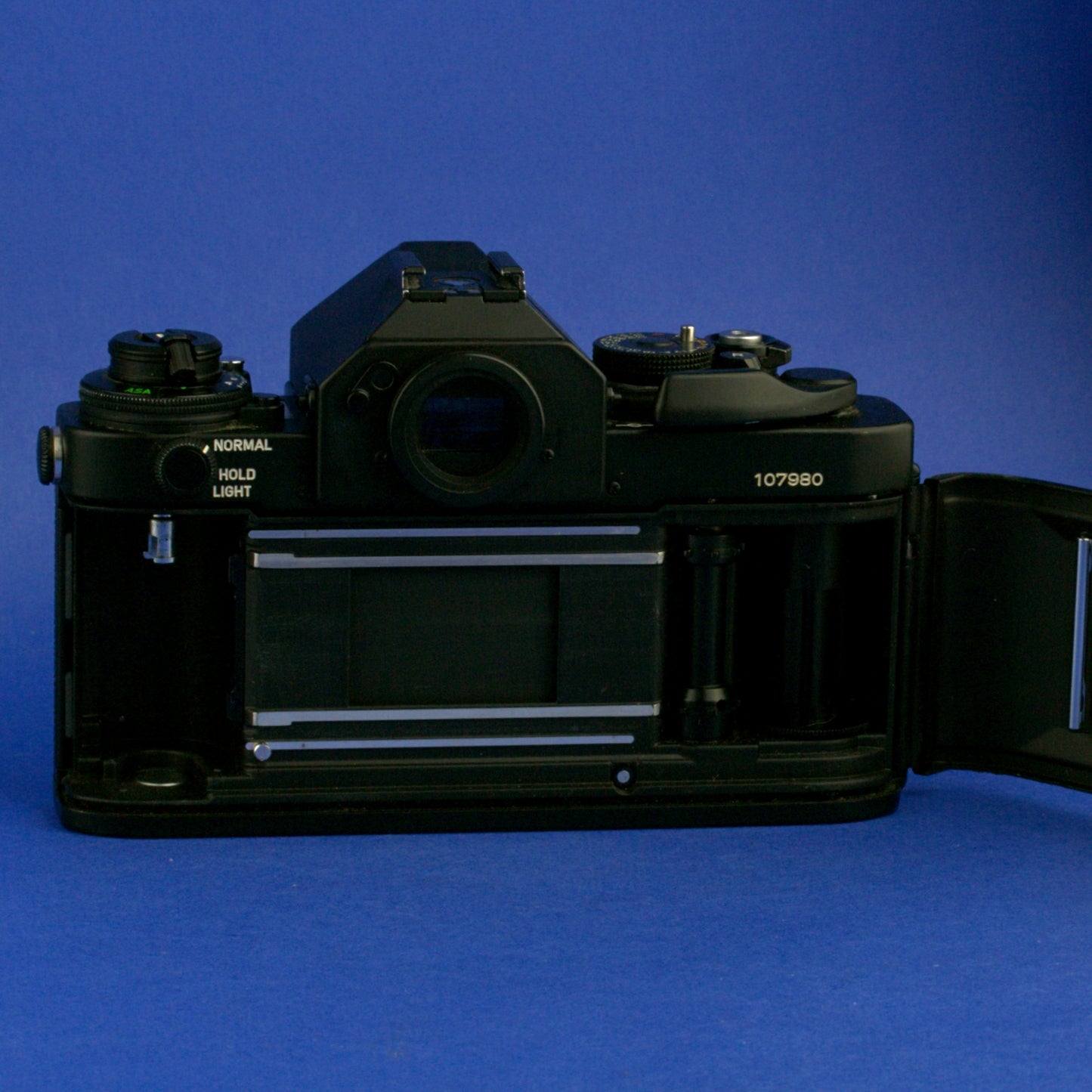 Canon F-1N Film Camera Body with Eye-Level Finder FN