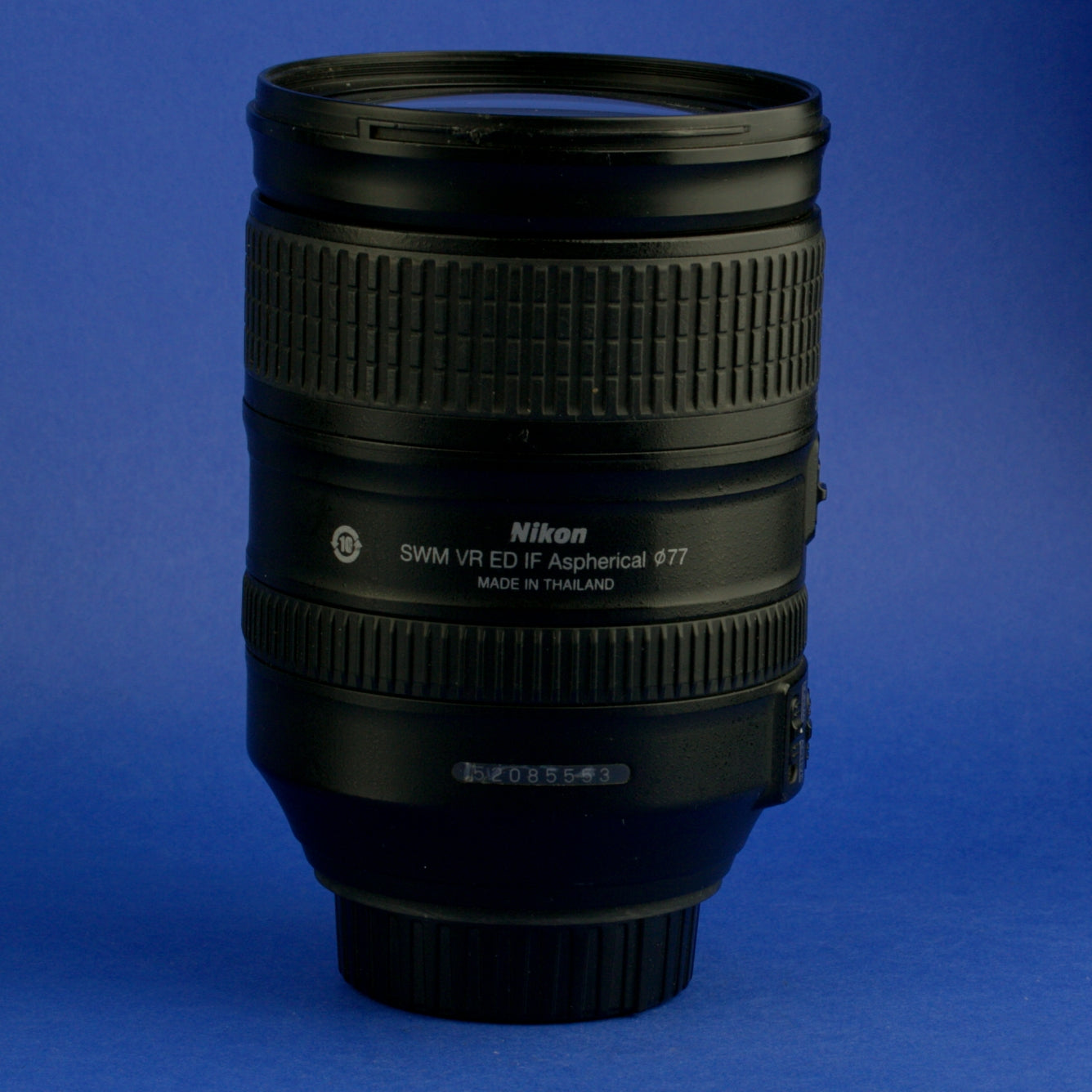 Nikon AF-S Nikkor 28-300mm 3.5-5.6 VR Lens