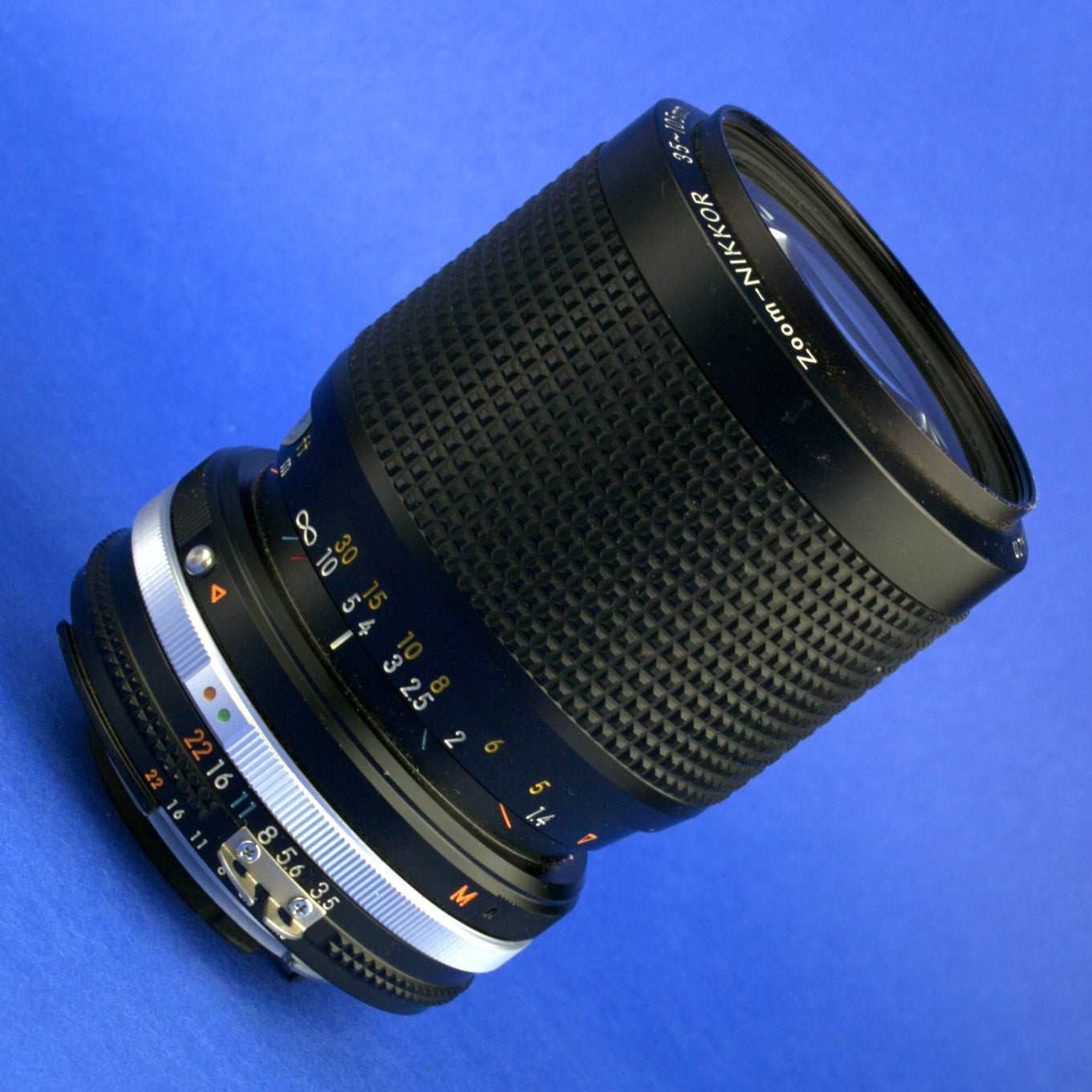 Nikon Zoom-Nikkor 35-105mm 3.5-4.5 Ai-S Lens