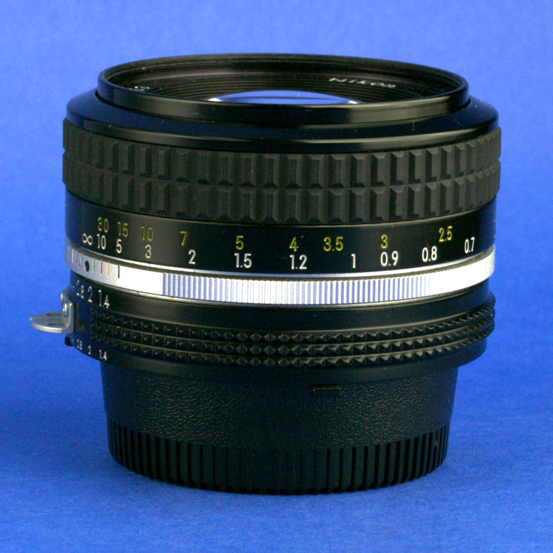 Nikon Nikkor 50mm 1.4 Ai Lens Near Mint Condition