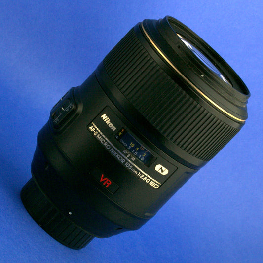 Nikon AF-S Nikkor 105mm 2.8 VR Lens US Model *** READ ***