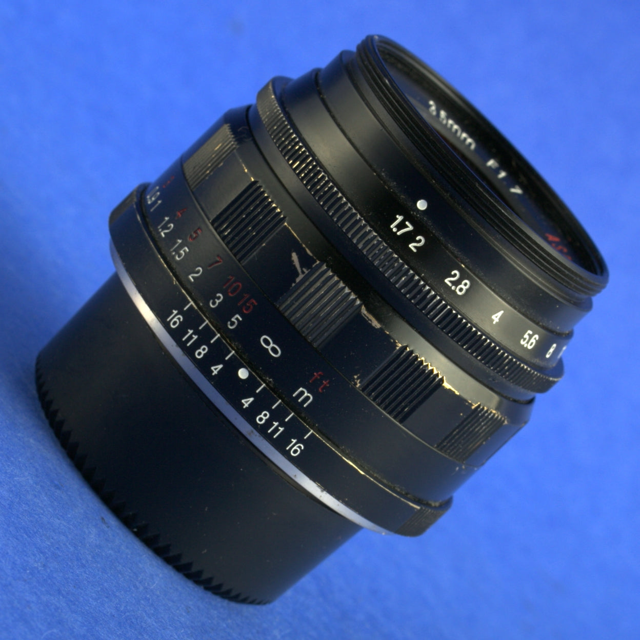 Voigtlander Ultron 35mm 1.7 Aspherical LTM Lens