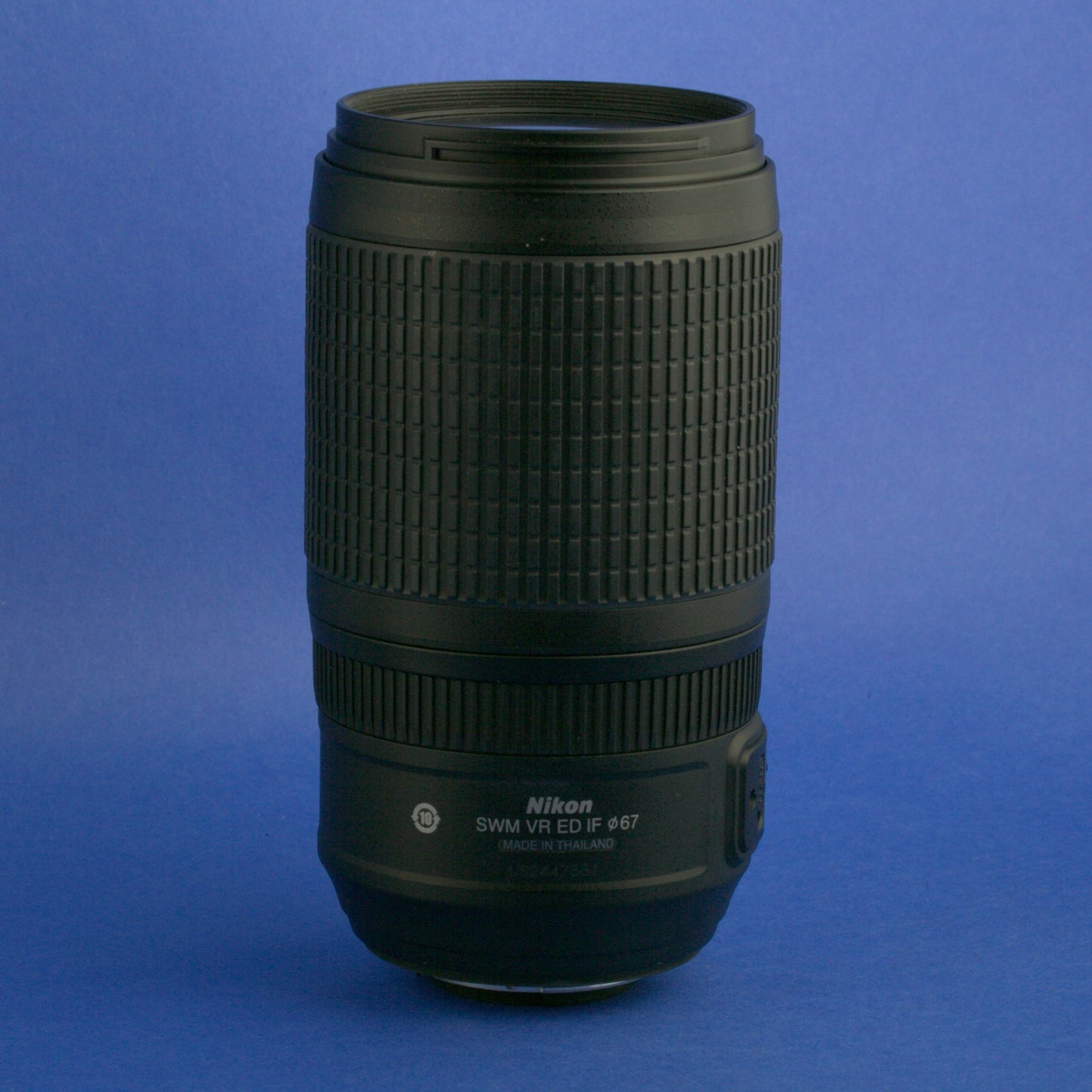 Nikon AF-S Nikkor 70-300mm 4.5-5.6 VR Lens US Model