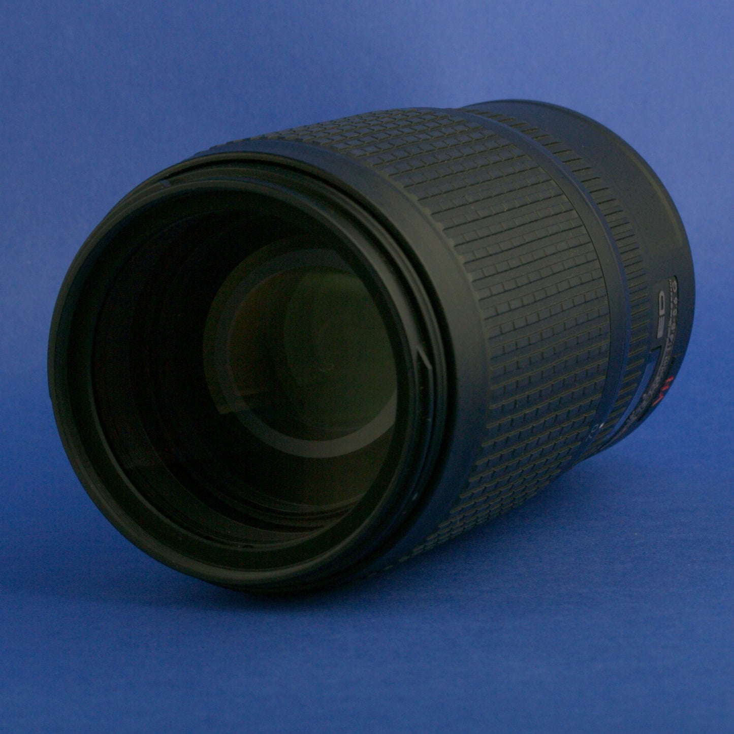 Nikon AF-S Nikkor 70-300mm 4.5-5.6 VR Lens US Model