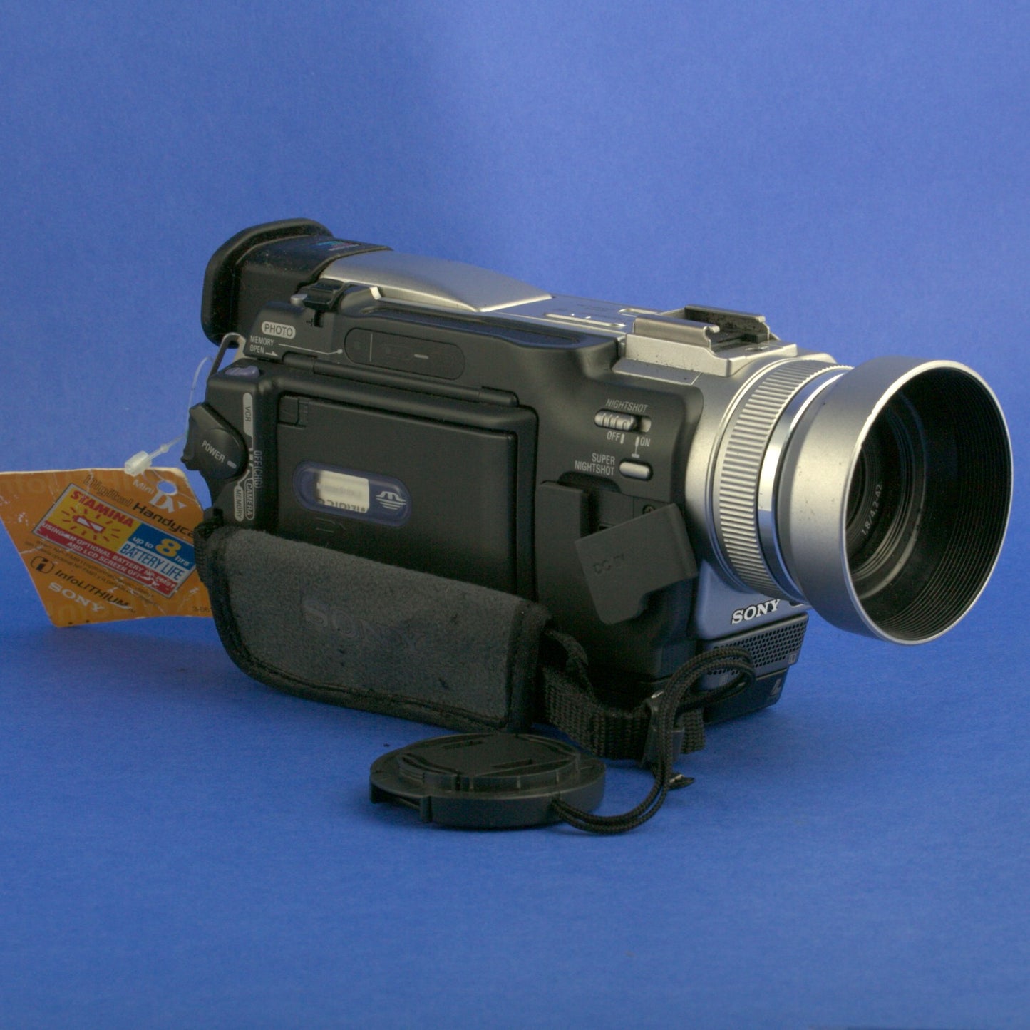 Sony Handycam DCR-TRV20 Mini DV Camcorder *** READ ***