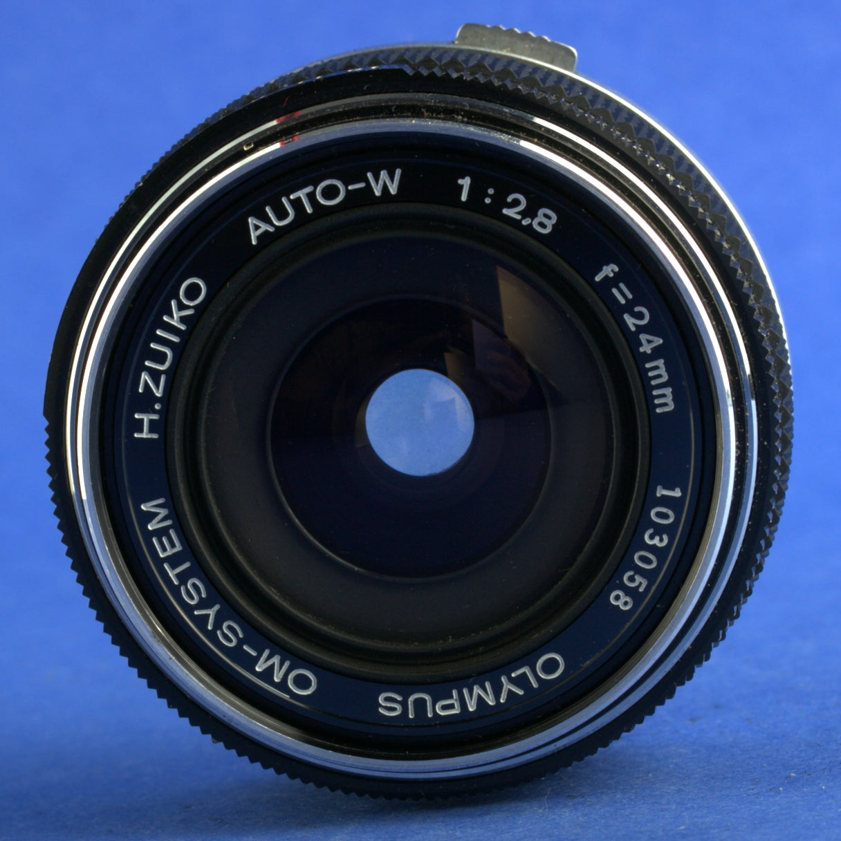 Olympus OM 24mm 2.8 Auto-W Zuiko Lens