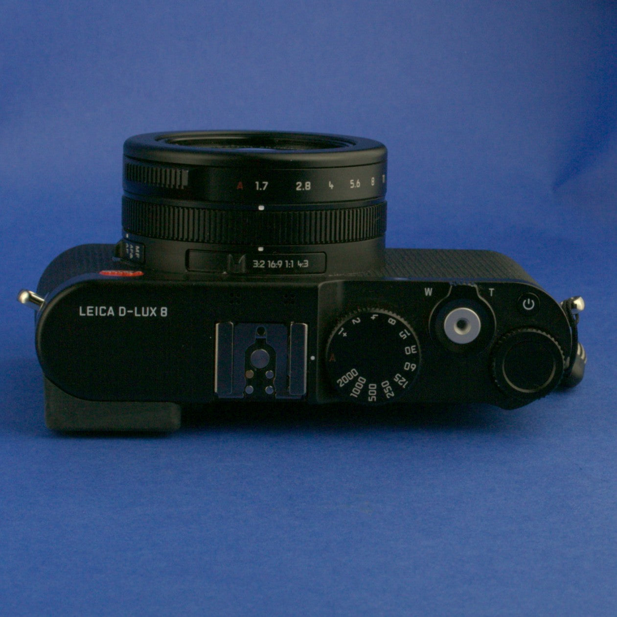 Leica D-Lux 8 Digital Camera Beautiful Condition