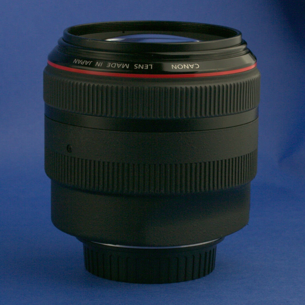 Canon EF 85mm F2 L II Lens Beautiful Condition