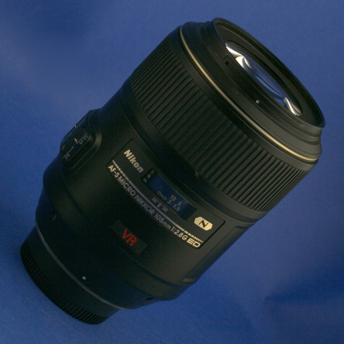Nikon AF-S Nikkor 105mm 2.8 VR Lens US Model *** READ ***