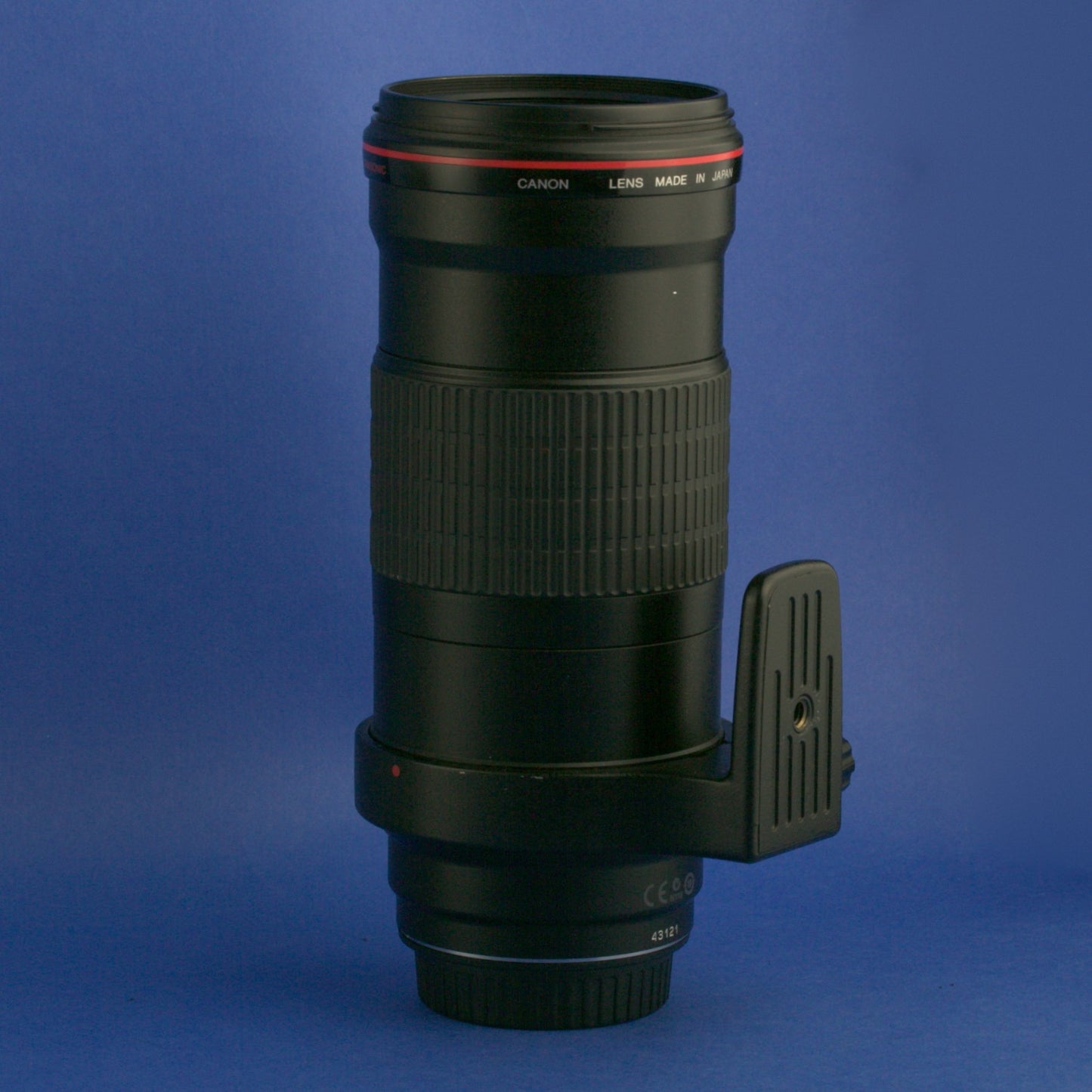 Canon EF 180mm 3.5 L Lens Beautiful Condition