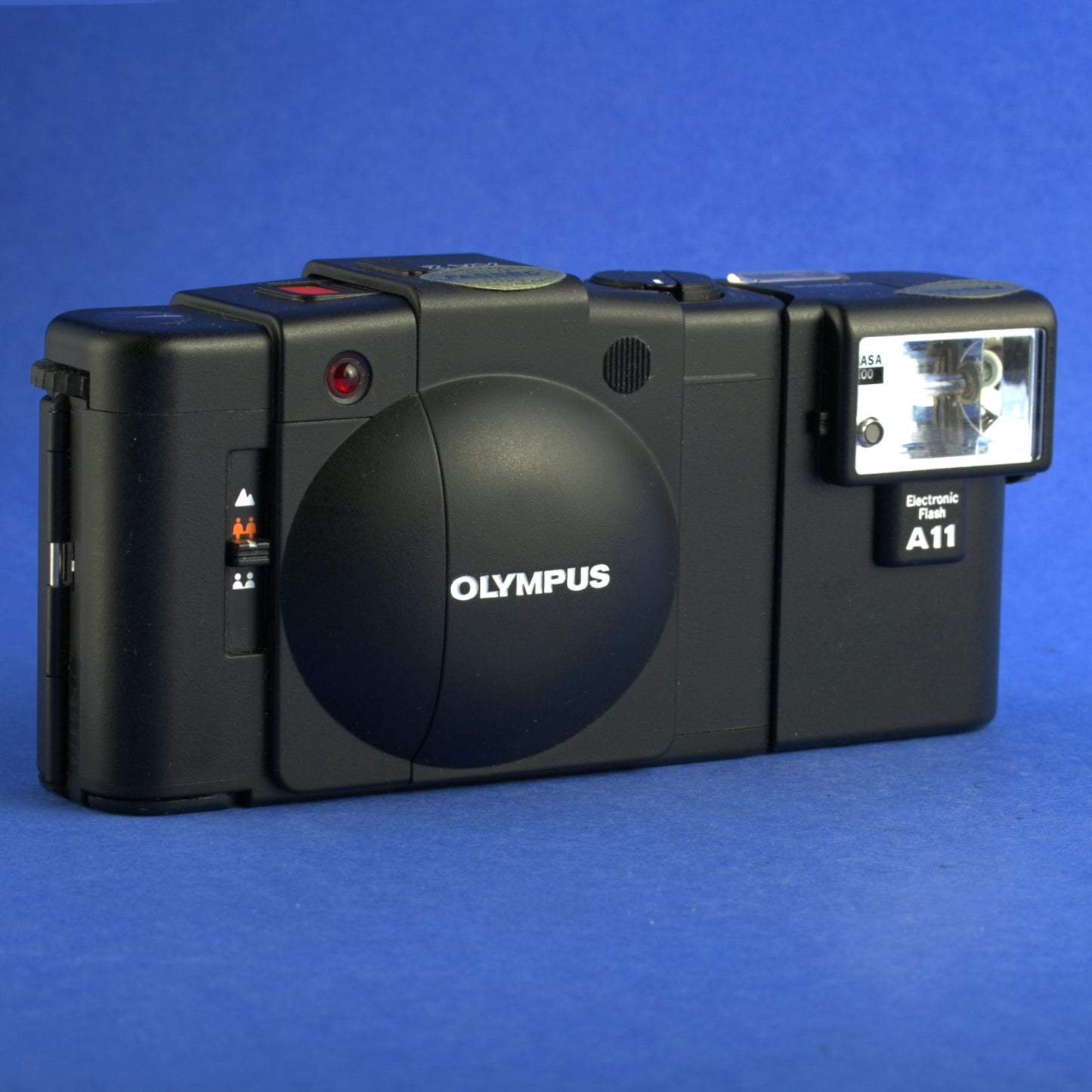 Olympus XA2 Film Camera with A11 Flash Mint Condition