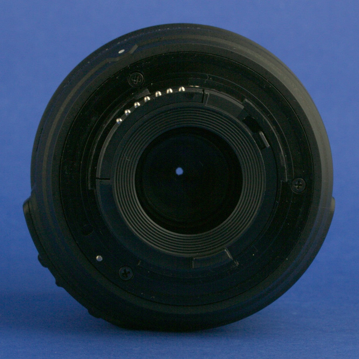 Nikon AF-S Nikkor 18-55mm 3.5-5.6 VR DX Lens US Model Mint Condition
