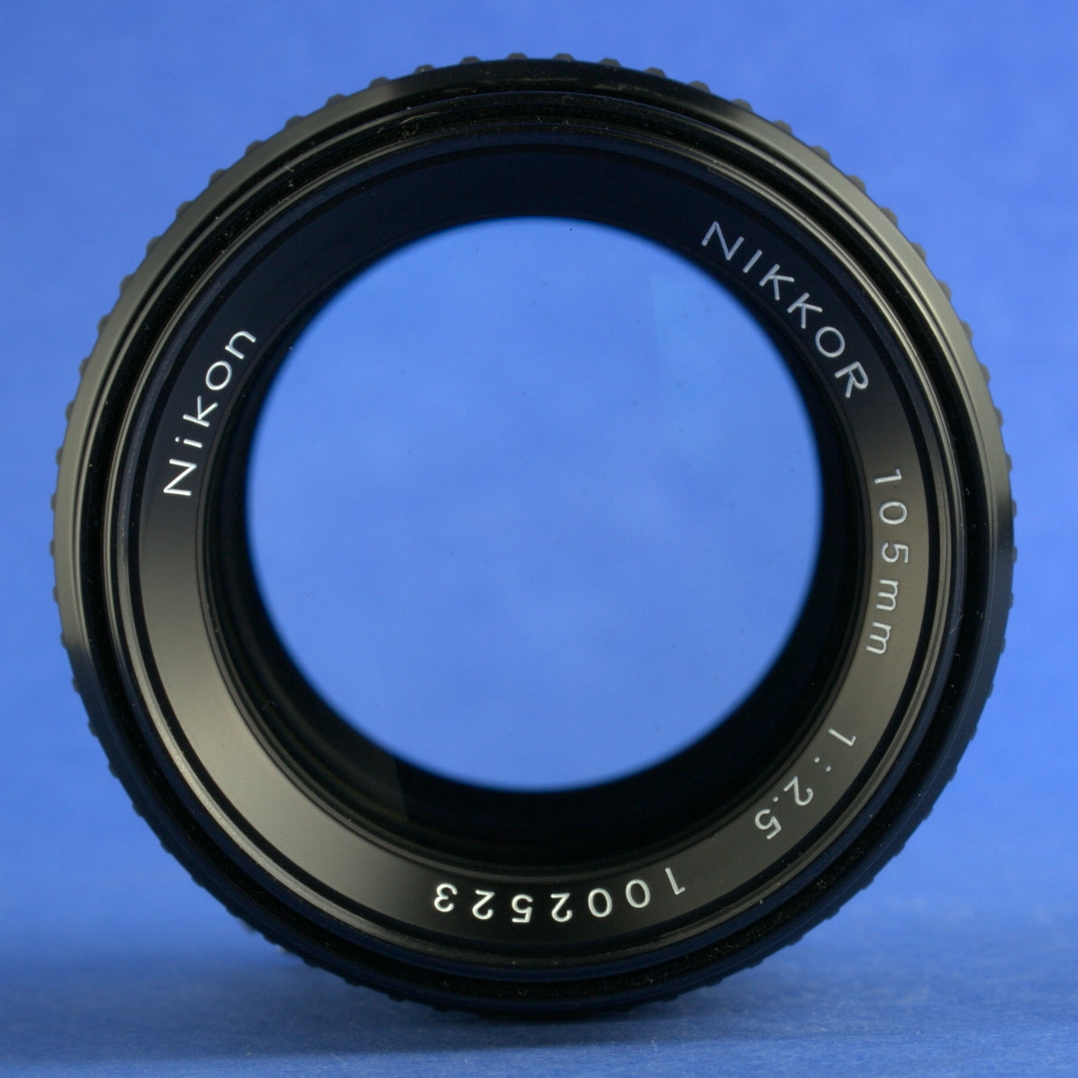Nikon Nikkor 105mm 2.5 Ai-S Lens Beautiful Condition