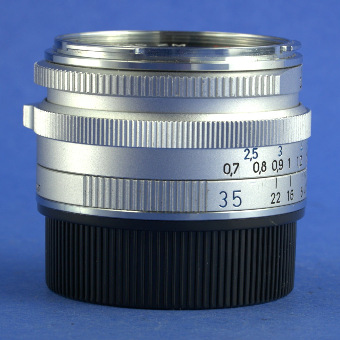 Zeiss 35mm 2.8 Biogon ZM Lens Leica M Mount Near Mint Condition