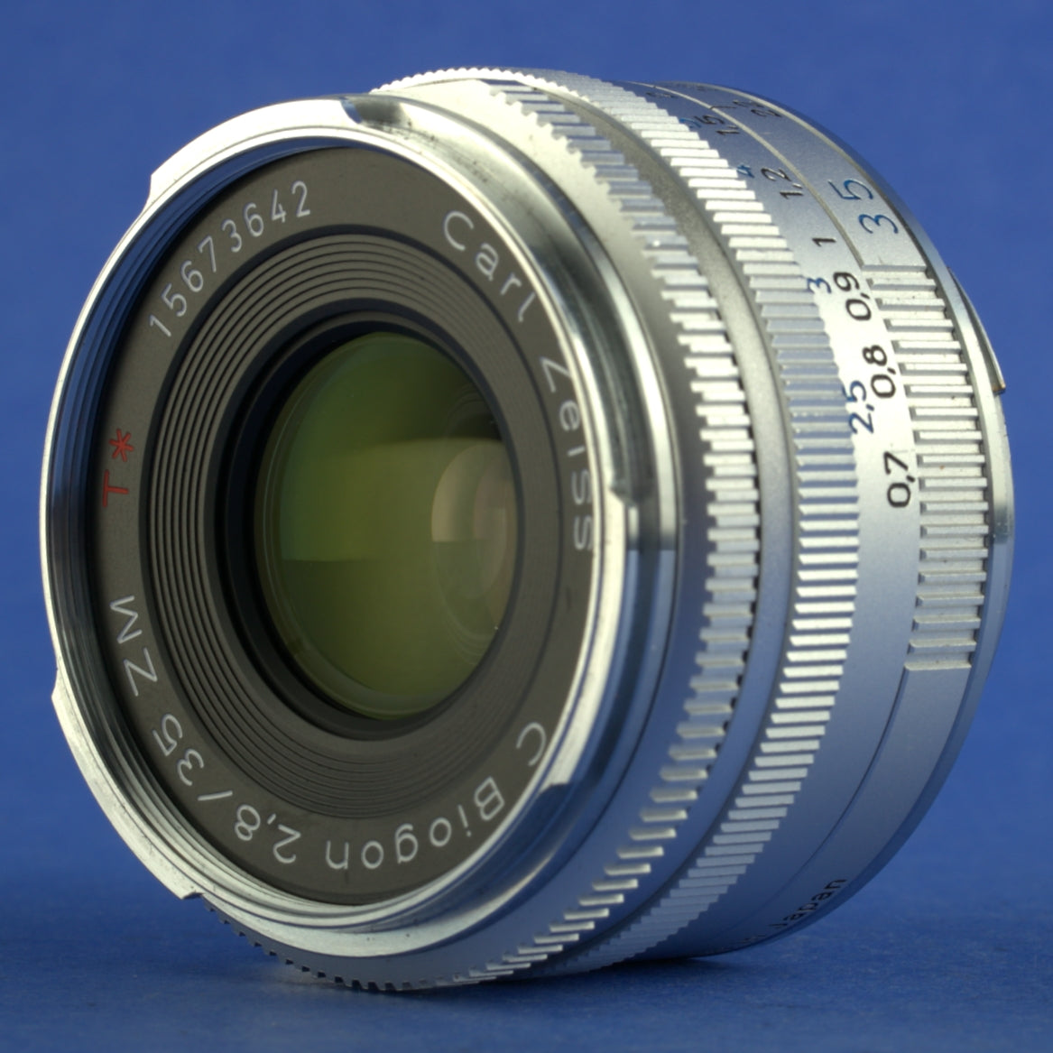 Zeiss 35mm 2.8 Biogon ZM Lens Leica M Mount Near Mint Condition