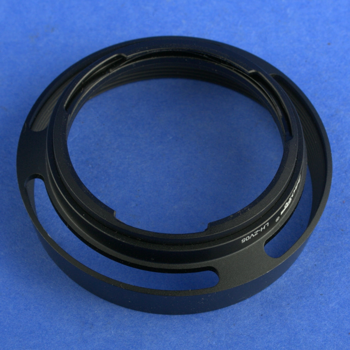Haoge LH-ZV05 Round Metal Lens Hood Beautiful Condition