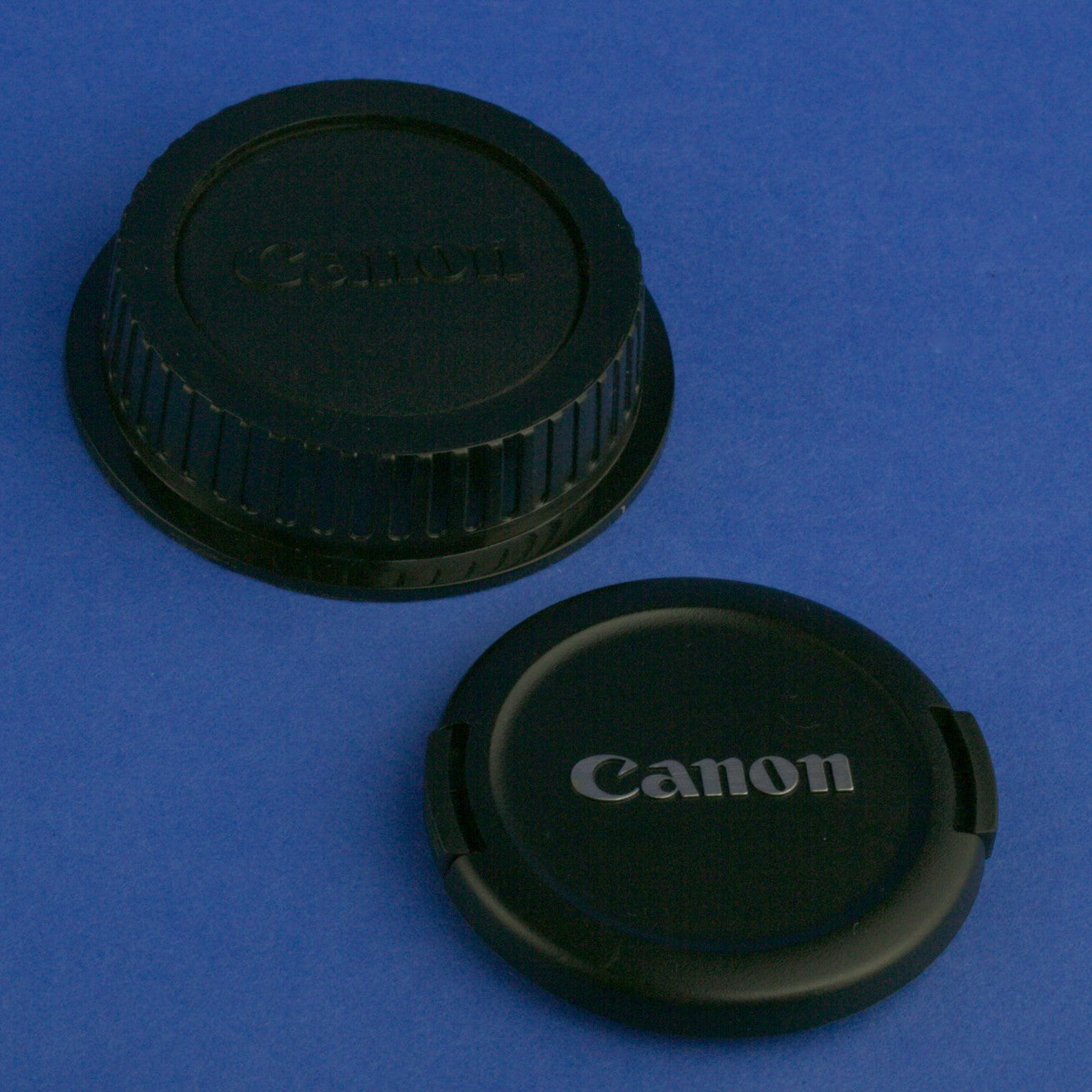 Canon EF 100mm 2.8 Macro Lens Mint Condition