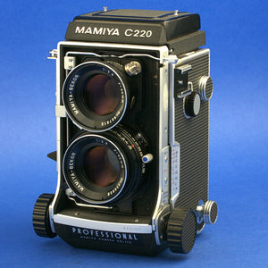 Mamiya C220 Medium Format Camera Kit Beautiful Condition