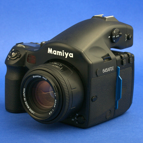 Mamiya 645 AFD II Medium Format Camera Kit Beautiful Condition