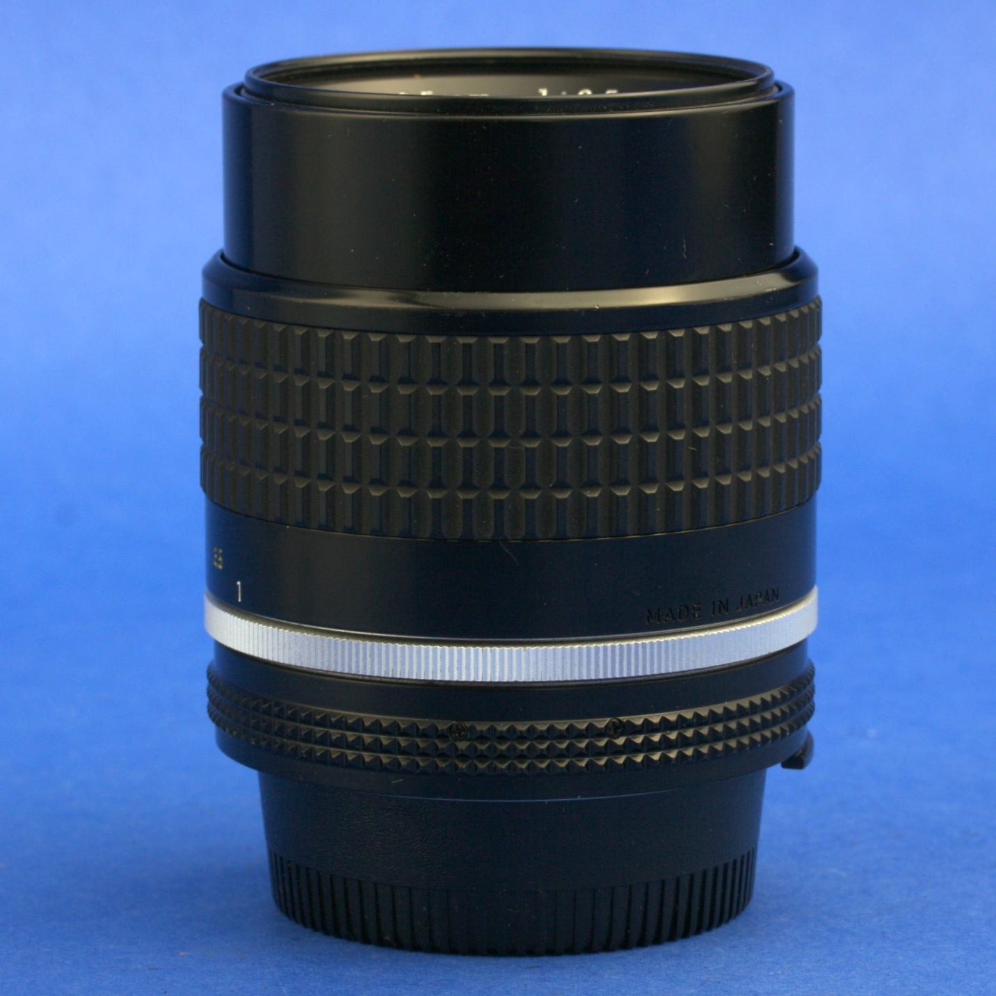 Nikon Nikkor 105mm 2.5 Ai-S Lens