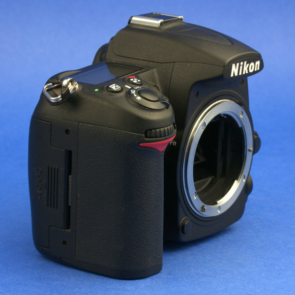 Nikon D7000 Digital Camera Body 3400 Actuations