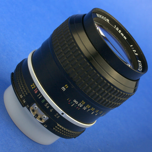 Nikon Nikkor 105mm 2.5 Ai Lens Beautiful Condition