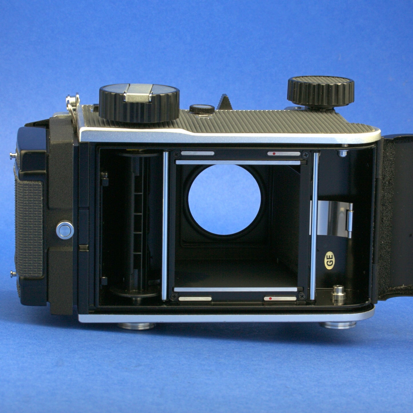 Mamiya C220 Medium Format Camera Body Near Mint Condition
