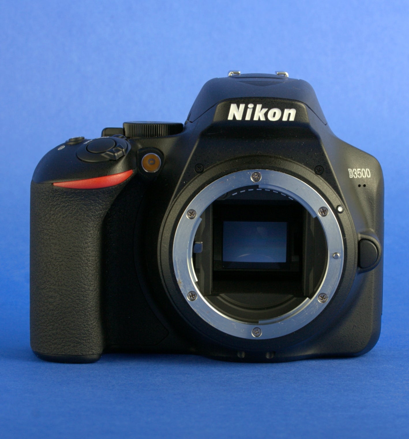 Nikon D3500 Digital Camera Body US Model 1300 Actuations Mint Condition