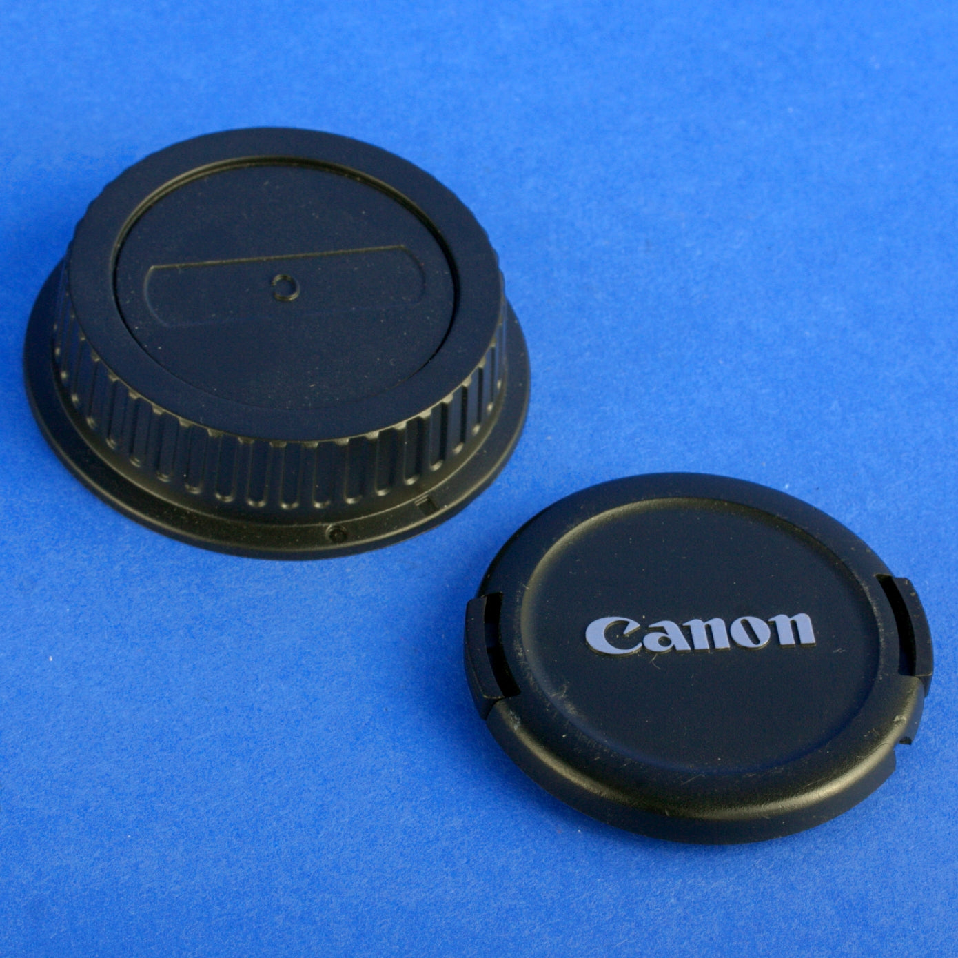 Canon EF 100mm 2.8 Lens