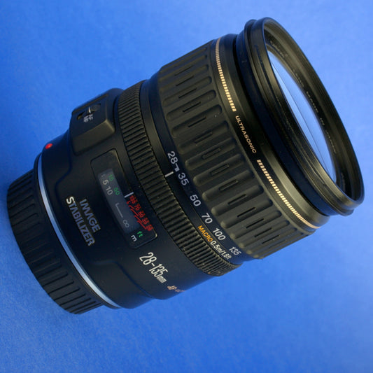 Canon EF 28-135mm 3.5-5.6 IS Lens