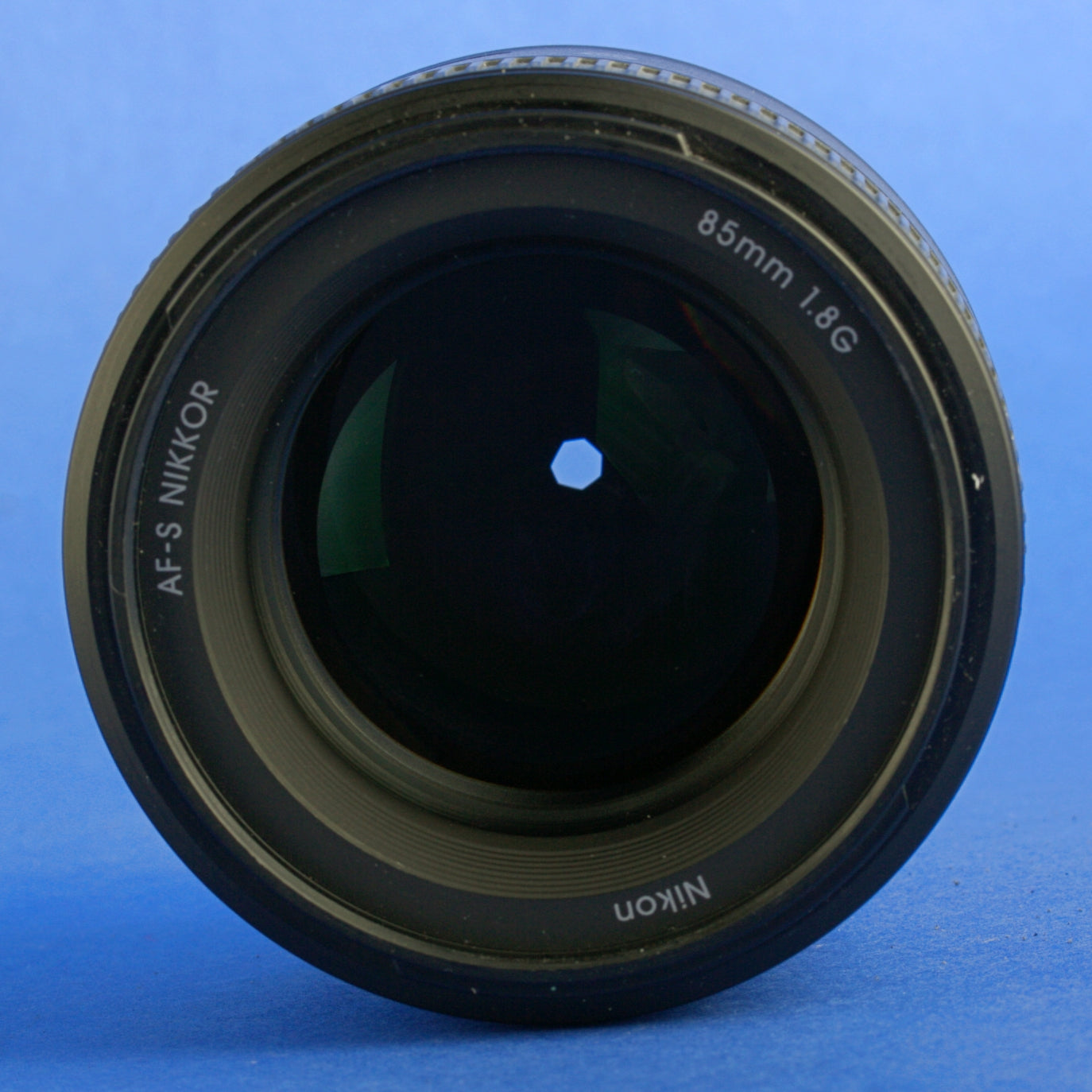 Nikon AF-S Nikkor 85mm 1.8 Lens