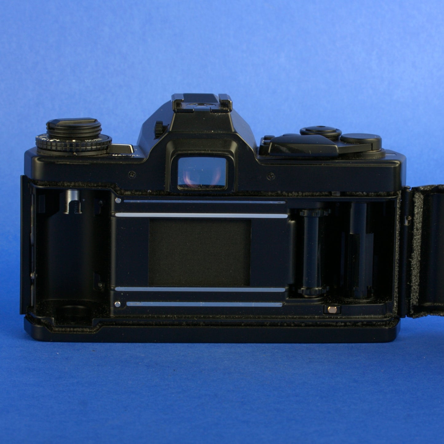 Olympus OM-4 Film Camera Body Near Mint Condition