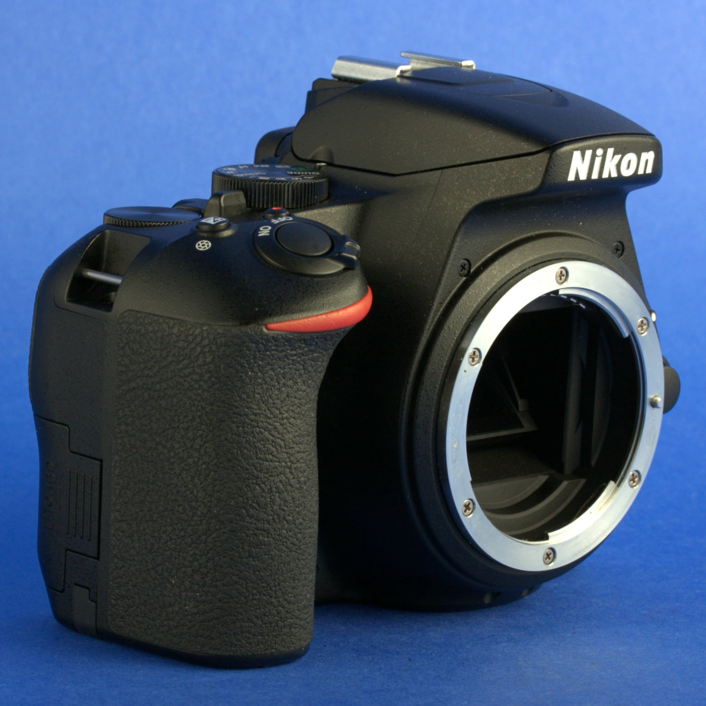 Nikon D3500 Digital Camera Body US Model 3800 Actuations Near Mint Condition