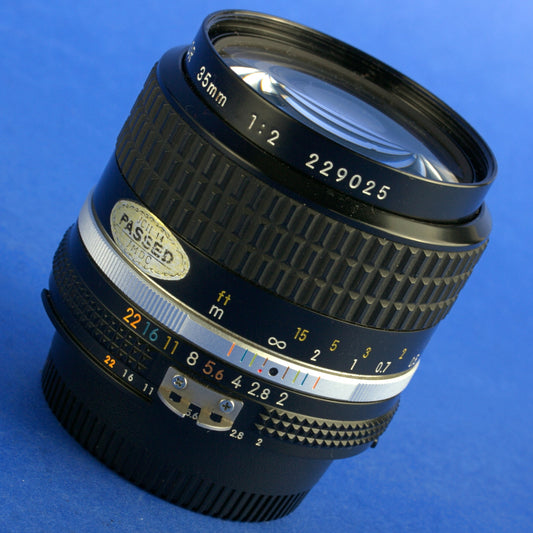 Nikon Nikkor 35mm F2 Ai-S Lens Beautiful Condition