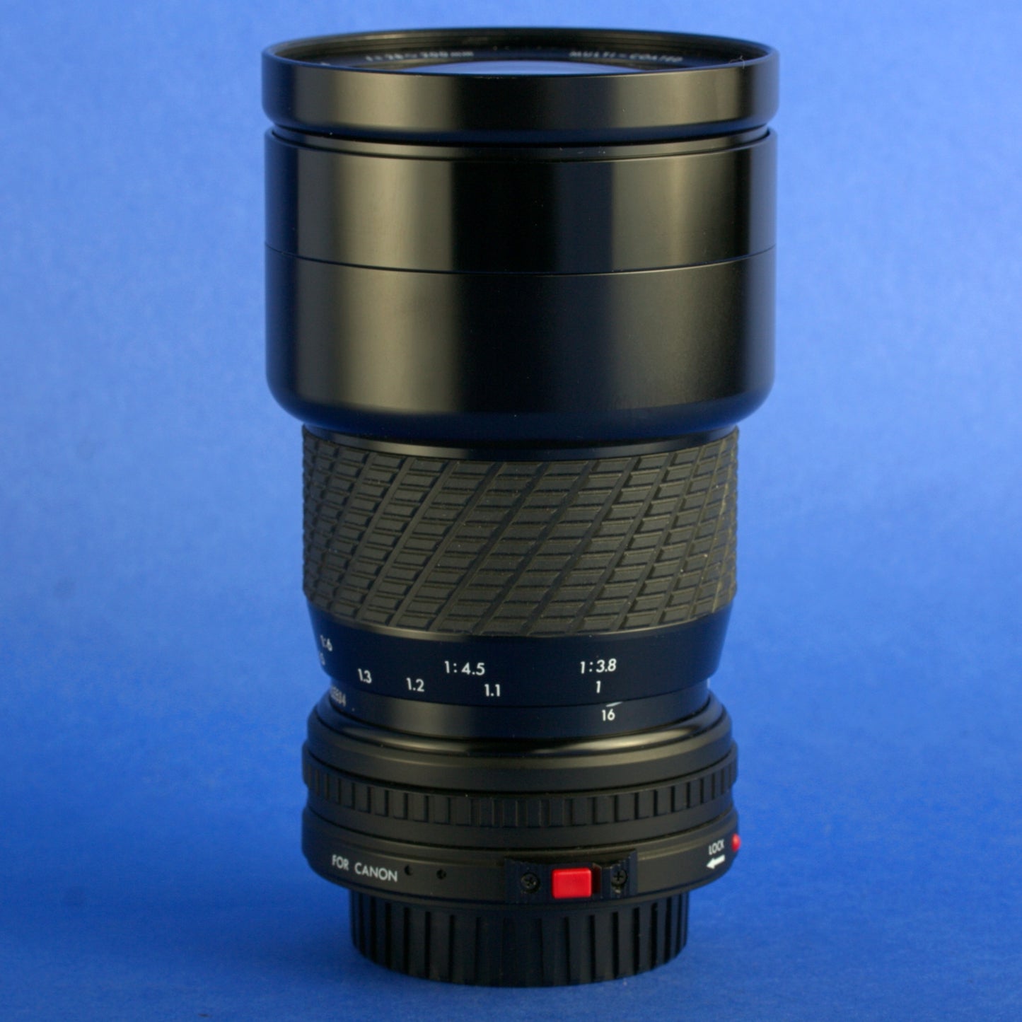 Sigma 28-200mm 4-5.6 Macro Lens Canon FD Mount Beautiful Condition