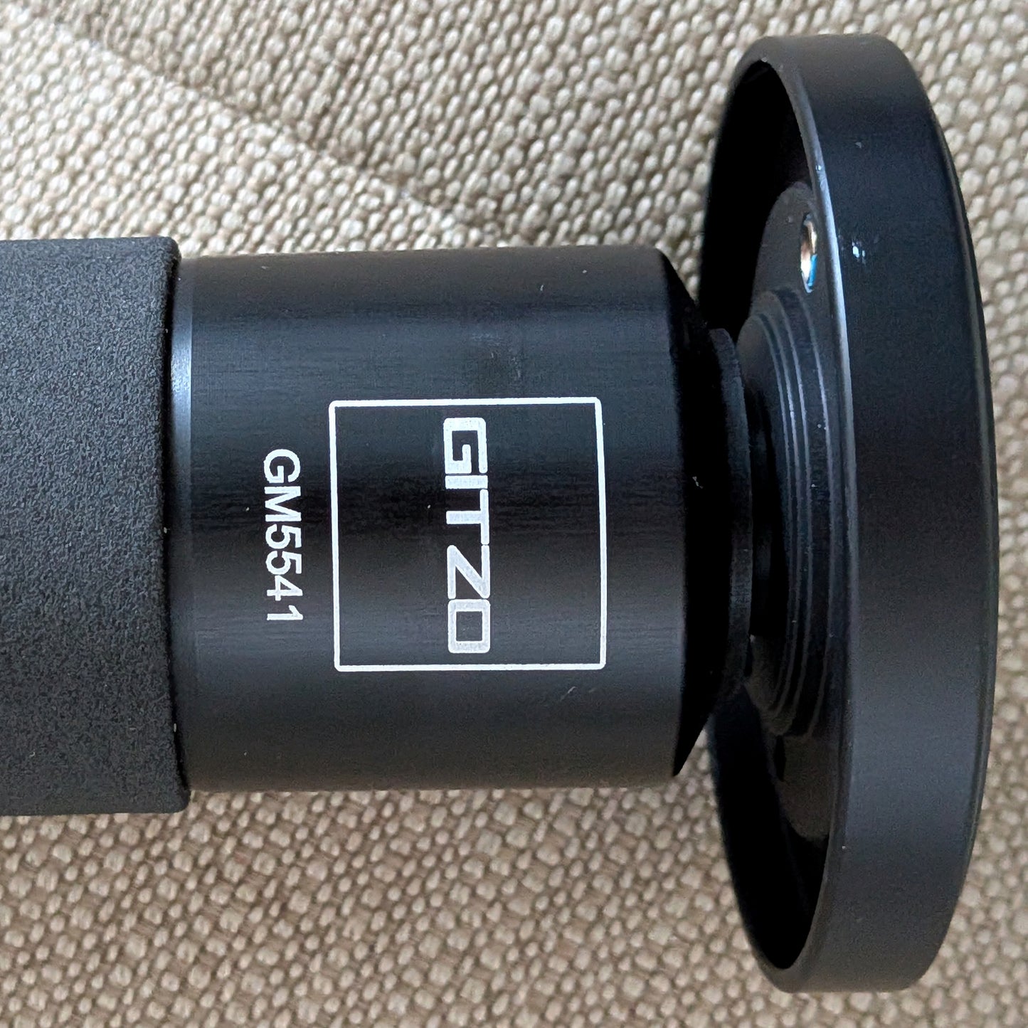 Gitzo GM5541 6X Carbon Fiber Monopod with Case Beautiful Condition