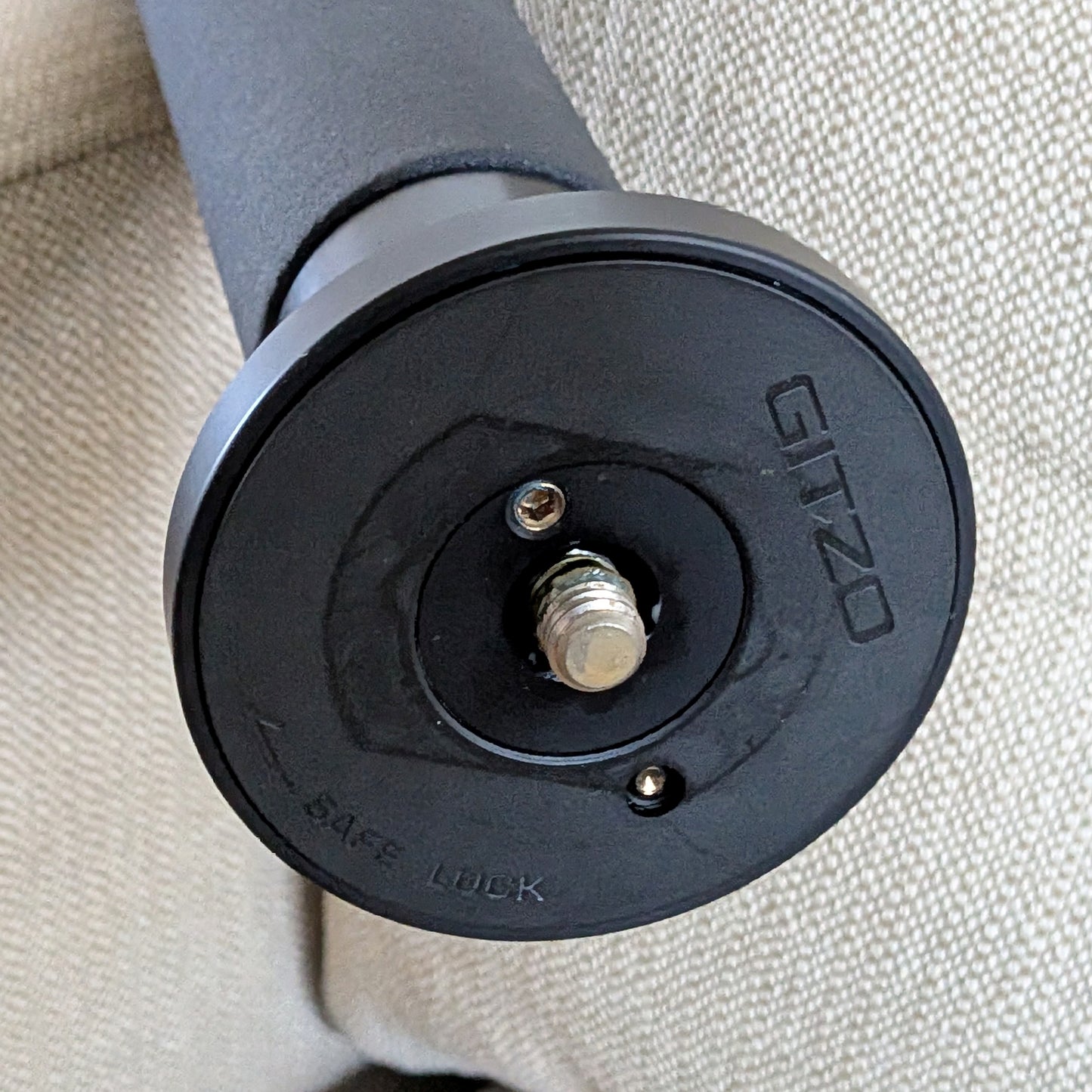 Gitzo GM5541 6X Carbon Fiber Monopod with Case Beautiful Condition