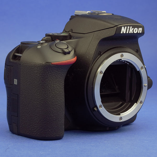 Nikon D5600 Digital Camera Body 250 Actuations Mint Condition