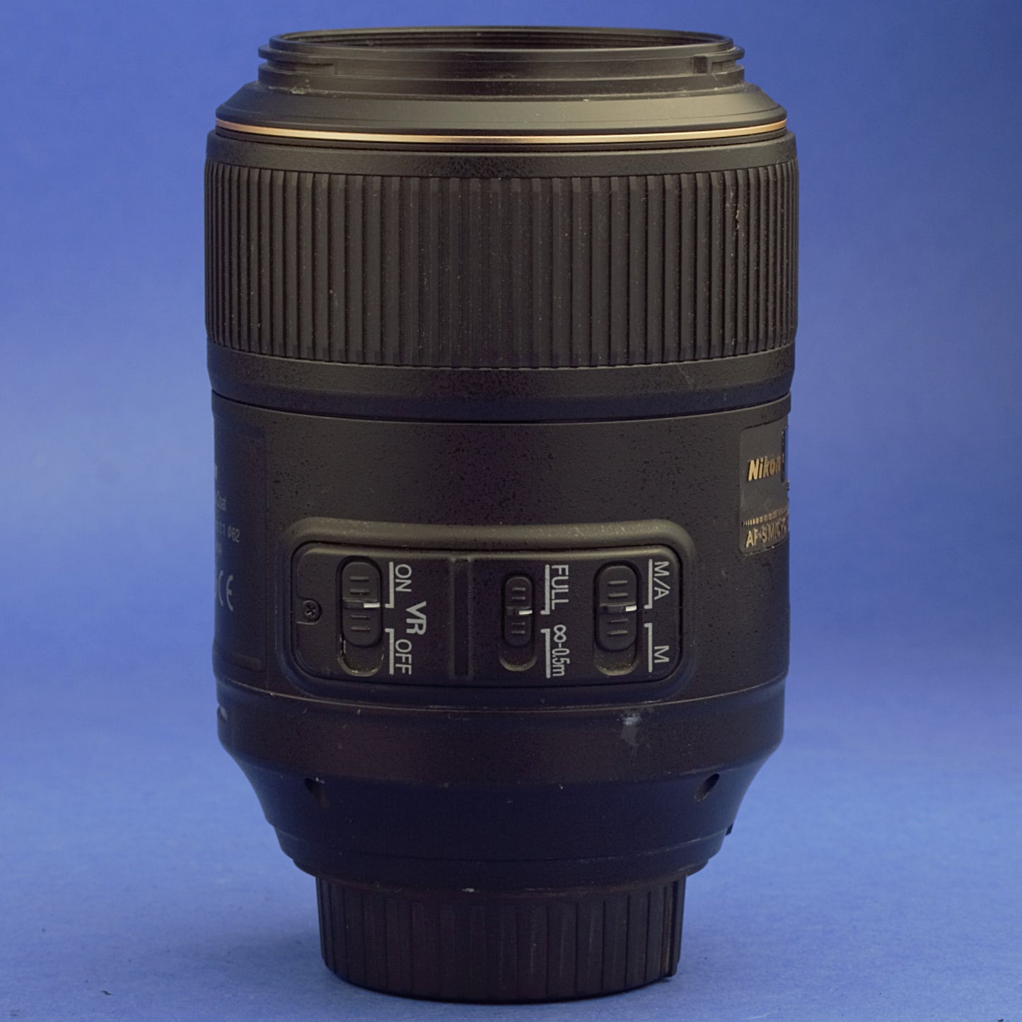 Nikon AF-S Nikkor 105mm 2.8 VR Lens