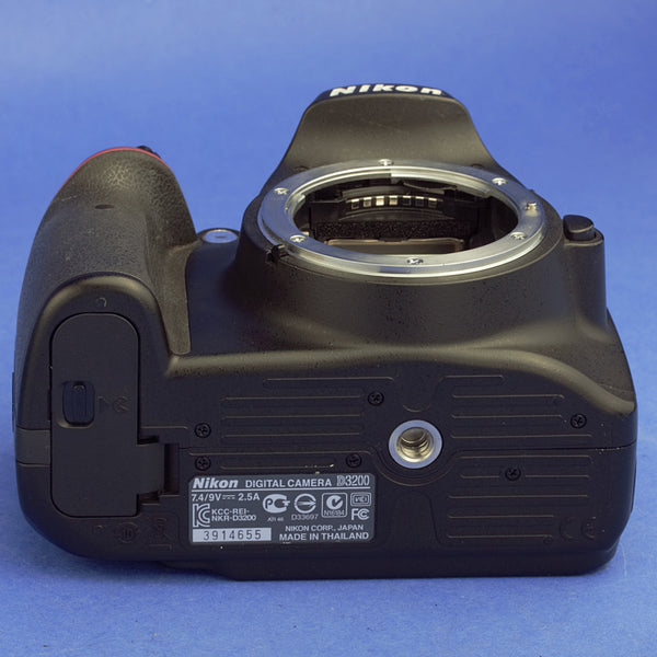 Nikon D3200 Digital Camera Body 8300 Actuations