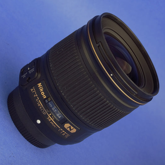 Nikon AF-S Nikkor 28mm 1.8 Lens US Model