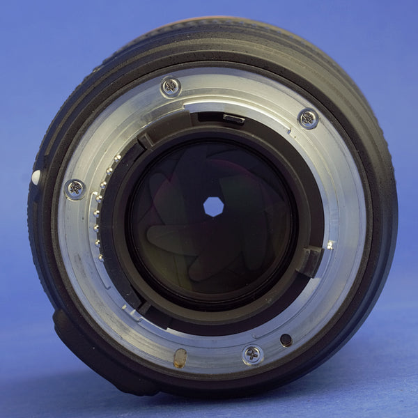 Nikon AF-S Nikkor 28mm 1.8 Lens US Model