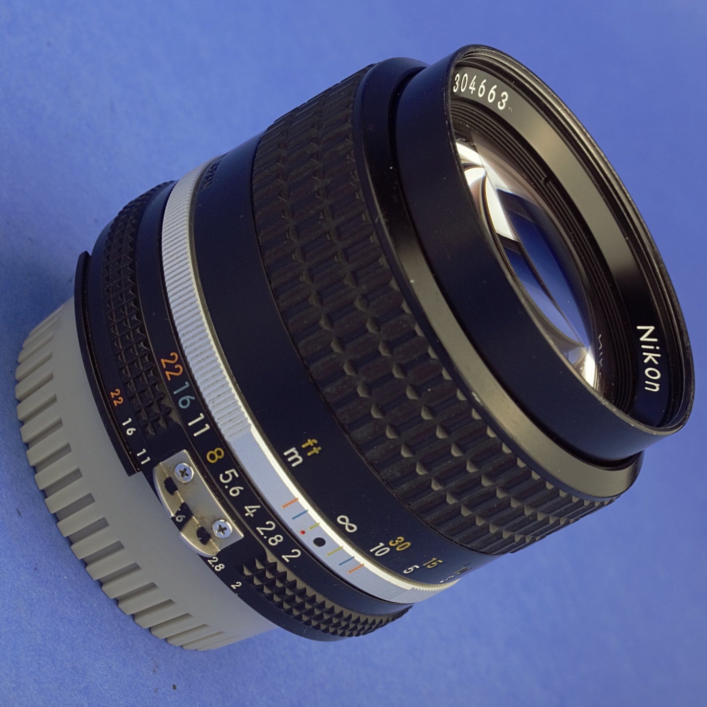 Nikon Nikkor 85mm F2 Ai-S Lens