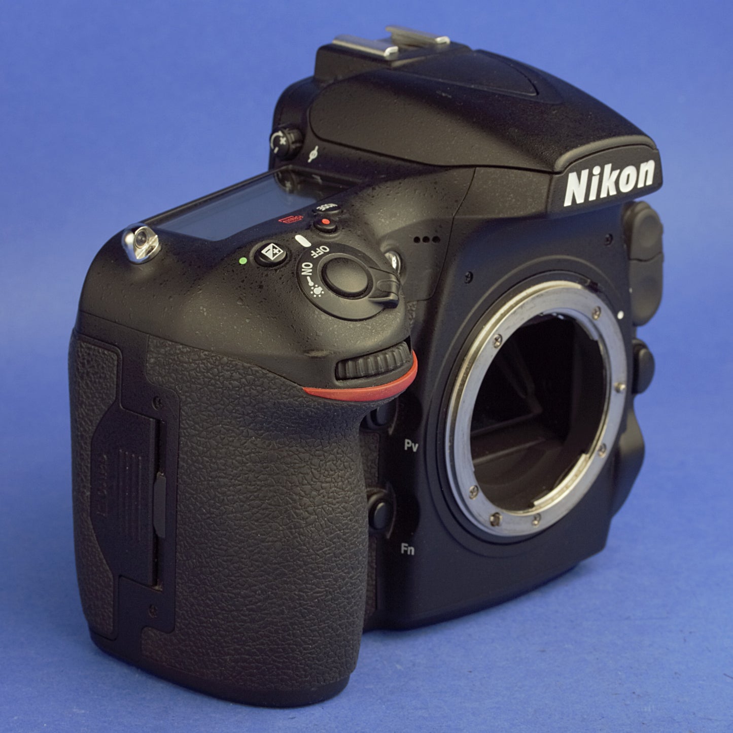 Nikon D810 Digital Camera Body 28000 Actuations Beautiful Condition