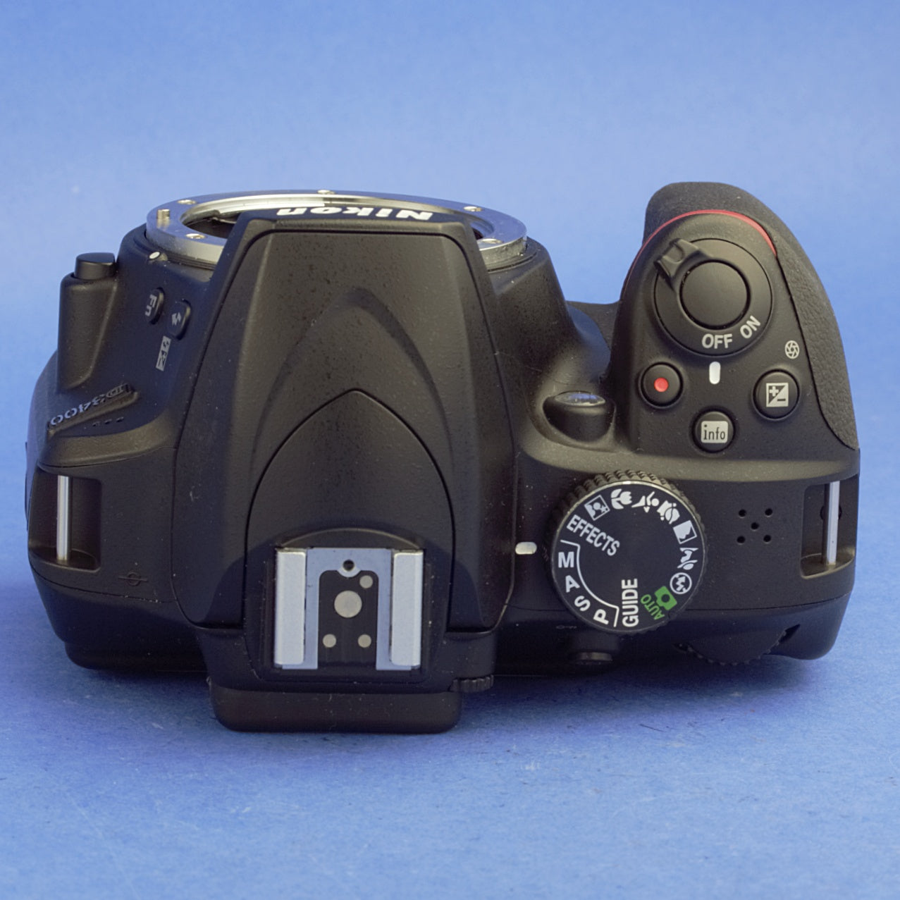 Nikon D3400 Digital Camera Body 12000 Actuations Near Mint Condition