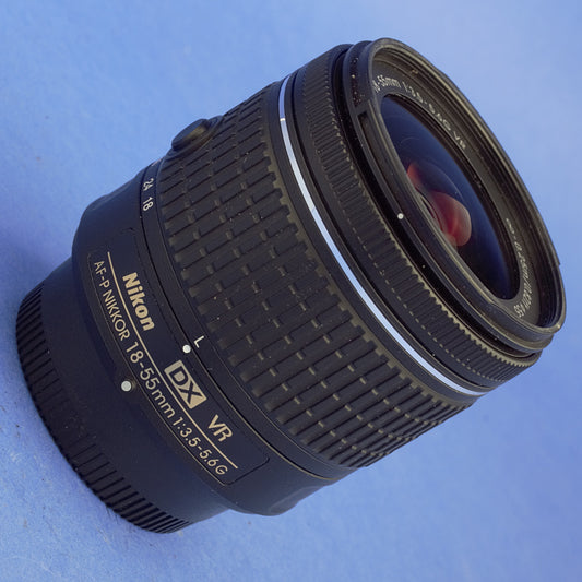 Nikon AF-P Nikkor 18-55mm 3.5-5.6 VR Lens Near Mint Condition