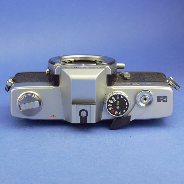 Minolta SRT-201 Film Camera Body