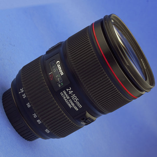 Canon EF 24-105mm F4 L IS II Lens Near Mint Condition