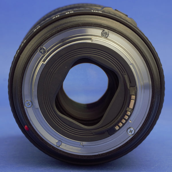 Canon EF 24-105mm F4 L IS II Lens Near Mint Condition
