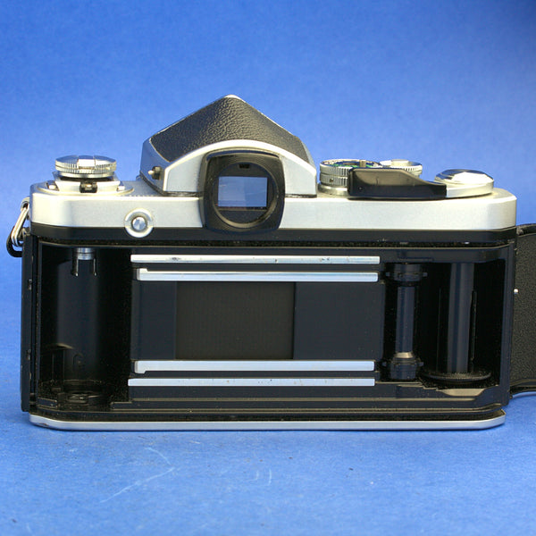 Nikon F2 Film Camera Body Late Serial with DE-1 Eye-Level Finder Beautiful
